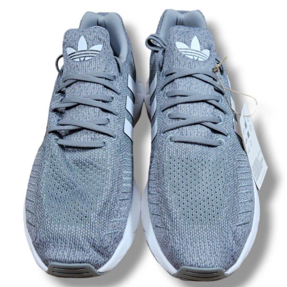 Adidas Shoes Size 10.5 Men's Adidas Swift Run 22 Gray W/ White GZ3495 New In Box - Picture 3 of 10